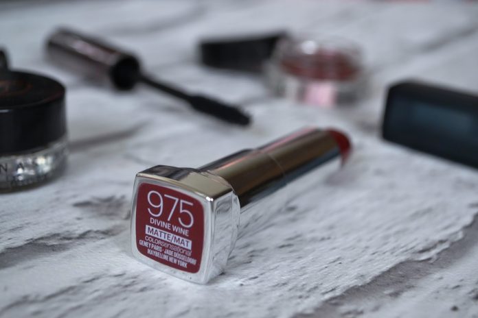 Maybelline Colour Sensational Matte 975 Bordo Mat Ruj